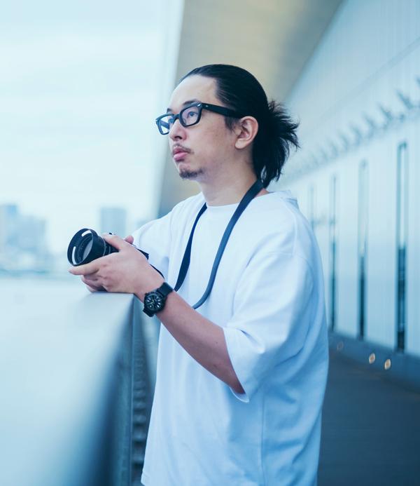 佐藤健寿氏