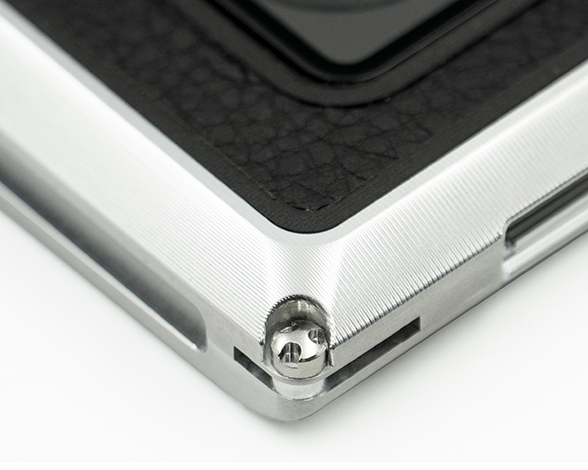 AQUOS ジュラルミンケース 3